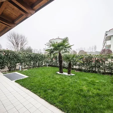 Apartmán Elisa Piano Terra Con Giardino E Posto Incluso *