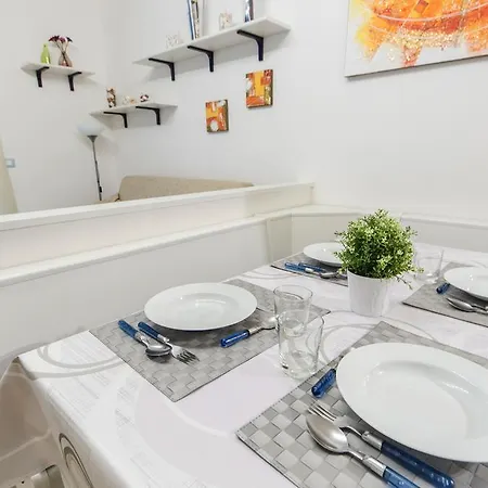 Apartmán Elisa Piano Terra Con Giardino E Posto Incluso